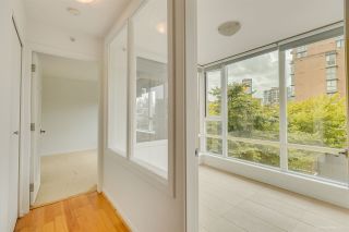 Photo 5: 301 2483 SPRUCE STREET in Vancouver: Fairview VW Condo for sale (Vancouver West)  : MLS®# R2568430