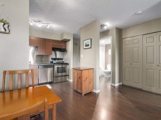 Photo 7: 202 111 W 10TH Avenue in Vancouver: Mount Pleasant VW Condo for sale (Vancouver West)  : MLS®# R2208429