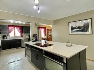 Photo 11: 209 Kerr Avenue in Dauphin: R30 Residential for sale (R30 - Dauphin and Area)  : MLS®# 202204737