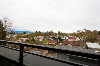 Photo 13: PH15 707 E 20TH Avenue in Vancouver: Fraser VE Condo for sale in "Blossom" (Vancouver East)  : MLS®# R2645111