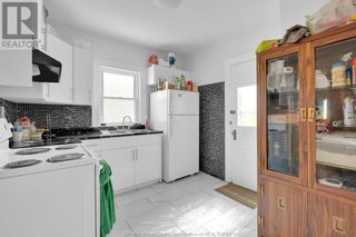 Photo 11: 1021 CAMPBELL in Windsor: House for sale : MLS®# 23023382