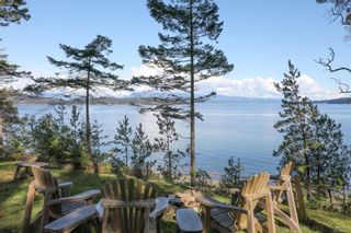 Photo 2: 234 South Point Rd in Cortes Island: Isl Cortes Island House for sale (Islands)  : MLS®# 909551