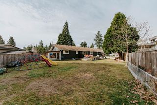 Photo 12: 5471 CARNABY Place in Sechelt: Sechelt District House for sale (Sunshine Coast)  : MLS®# R2661343