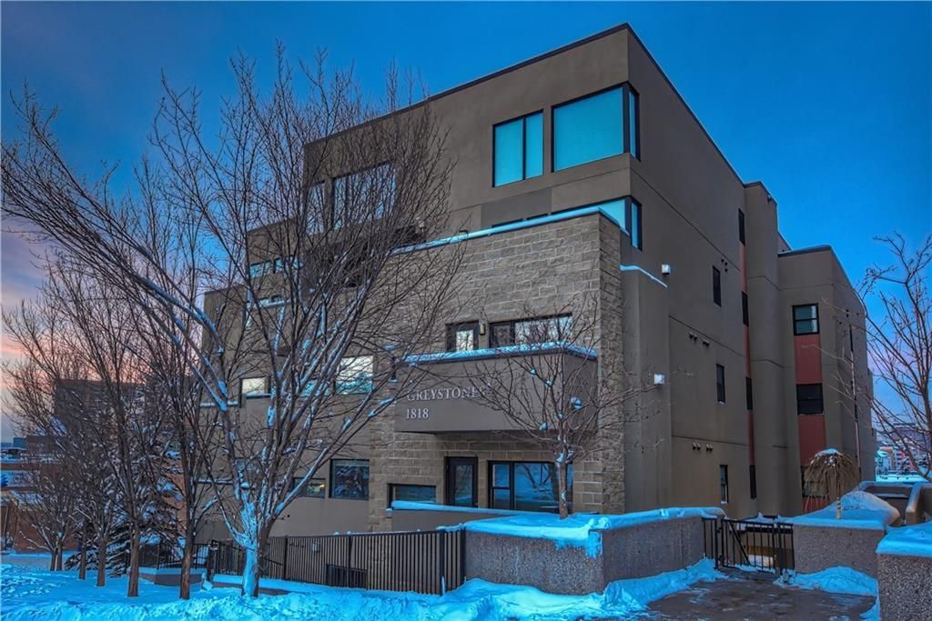 Main Photo: 104 1818 14 Street SW in Calgary: Lower Mount Royal Apartment for sale : MLS®# A2131033