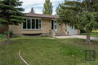 Photo 1: 30 Kenville Crescent in Winnipeg: Maples Residential for sale (4H) 