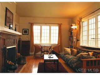 Photo 2: 617 Simcoe St in VICTORIA: Vi James Bay House for sale (Victoria)  : MLS®# 557469
