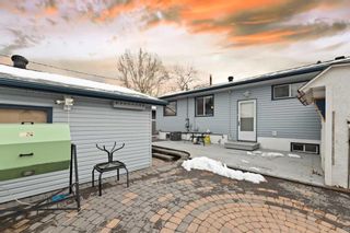 Photo 5: 146 Springwood Drive SW in Calgary: Southwood Detached for sale : MLS®# A2127968