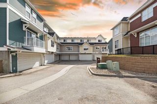 Photo 5: 346 Mckenzie Towne Link SE in Calgary: McKenzie Towne Row/Townhouse for sale : MLS®# A2124528
