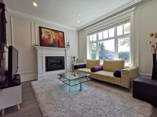 Photo 2: 3465 E 50TH Avenue in Vancouver: Killarney VE 1/2 Duplex for sale (Vancouver East)  : MLS®# R2784372