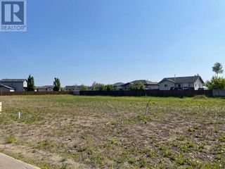 Photo 1: 25,27,29,31,33,35-9,11,13 Bear Creek Drive & Balsam Avenue in High Level: Vacant Land for sale : MLS®# A2056653