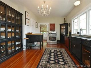Photo 5: 345 LINDEN Ave in VICTORIA: Vi Fairfield West House for sale (Victoria)  : MLS®# 735323