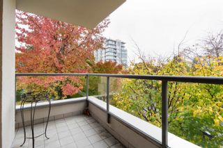 Photo 18: 300 5890 BALSAM Street in Vancouver: Kerrisdale Condo for sale in "Cavendish Court" (Vancouver West)  : MLS®# R2827950