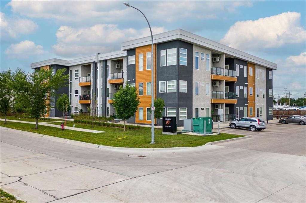 Main Photo: 17 70 Shady Shores Drive in Winnipeg: Waterside Estates Condominium for sale (2G)  : MLS®# 202319078