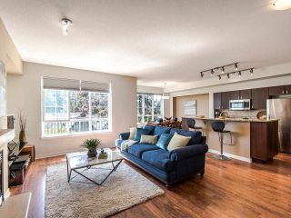 Photo 2: 128 2200 PANORAMA DRIVE in Port Moody: Heritage Woods PM Townhouse for sale : MLS®# R2403790
