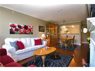 Photo 2: # 211 12148 224TH ST in Maple Ridge: East Central Condo for sale in "THE PANORAMA" : MLS®# V897742
