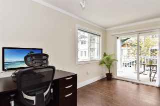 Photo 4: 126 12711 64 Avenue in Surrey: West Newton Townhouse for sale in "Pallette on the Park" : MLS®# R2417889