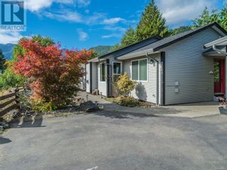 Photo 1: 1840 Martini Way in Qualicum Beach: House for sale : MLS®# 952272