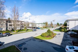 Photo 13: 204 20420 54 Avenue in Langley: Langley City Condo for sale : MLS®# R2762829