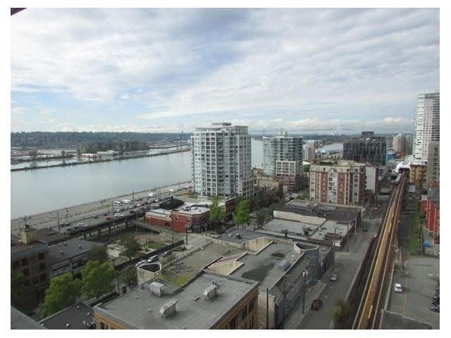 Main Photo: 1506 39 SIXTH Street in New Westminster: Downtown NW Condo for sale in "QUANTUM" : MLS®# V1141675