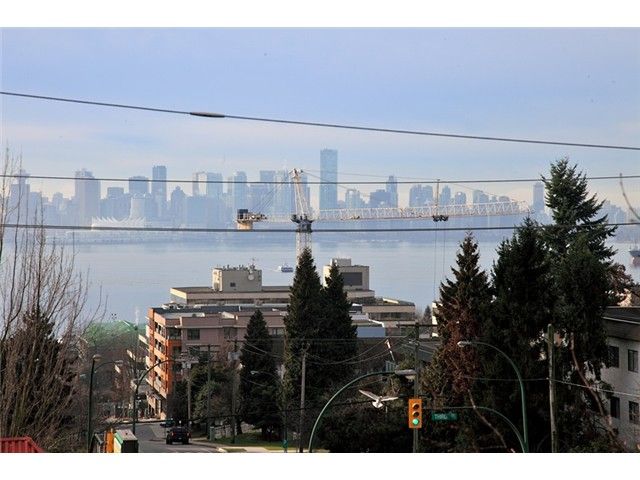Main Photo: #303 175 W 4th Street in North Vancouver: Lower Lonsdale Condo for sale : MLS®# V1043302