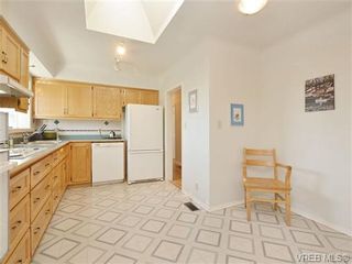 Photo 11: 333 Stannard Ave in VICTORIA: Vi Fairfield West House for sale (Victoria)  : MLS®# 723018