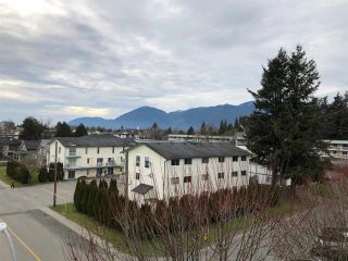 Photo 7: 409 9422 VICTOR Street in Chilliwack: Chilliwack N Yale-Well Condo for sale in "NEW MARKET" : MLS®# R2337237