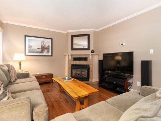 Photo 5: 1741 RUFUS Drive in North Vancouver: Westlynn Townhouse for sale in "Concorde Place" : MLS®# R2723057