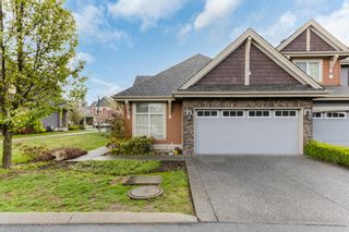 Photo 1: 5 5469 CHINOOK Street in Chilliwack: Sardis South Townhouse for sale in "LINDYS CROSSING" (Sardis) : MLS®# R2874577