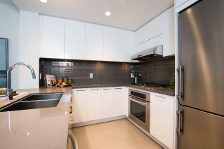 Photo 3: 205 4880 BENNETT Street in Burnaby: Metrotown Condo for sale in "CHANCELLOR" (Burnaby South)  : MLS®# R2563729