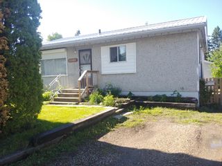 Main Photo: 5501 36 Street: Red Deer Detached for sale : MLS®# A2127570