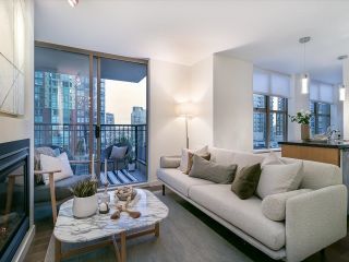 Photo 5: 1007 969 RICHARDS Street in Vancouver: Downtown VW Condo for sale in "Mondrian 2" (Vancouver West)  : MLS®# R2633132