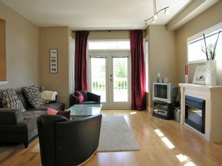 Photo 4: 5 4311 BAYVIEW ST in Richmond: Steveston South Townhouse for sale in "IMPERIAL LANDING" : MLS®# V586813