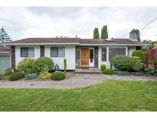 Photo 2: 33462 10TH Avenue in Mission: Mission BC House for sale : MLS®# R2090095