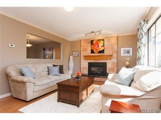 Photo 14: 1068 Costin Ave in VICTORIA: La Langford Proper Half Duplex for sale (Langford)  : MLS®# 635699