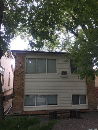 Photo 2: A/B 2123 Reynolds Street in Regina: Broders Annex Residential for sale : MLS®# SK967187