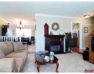 Photo 5: 15491 84A Avenue in Surrey: Fleetwood Tynehead House for sale : MLS®# F2814691