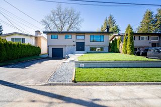 Main Photo: 32722 CRANE Avenue in Mission: Mission BC House for sale : MLS®# R2874563