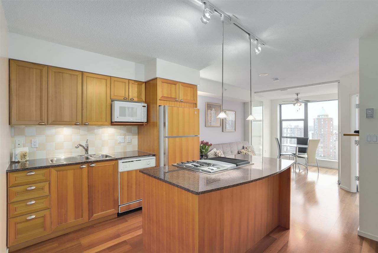 Main Photo: 1903 1723 ALBERNI STREET in Vancouver: West End VW Condo for sale (Vancouver West)  : MLS®# R2255392