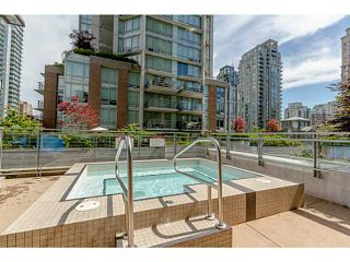 Photo 12: # 801 565 SMITHE ST in Vancouver: Downtown VW Condo for sale (Vancouver West)  : MLS®# V1076354