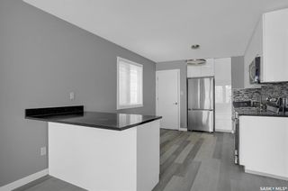 Photo 3: 2054 Reynolds Street in Regina: Broders Annex Residential for sale : MLS®# SK957018