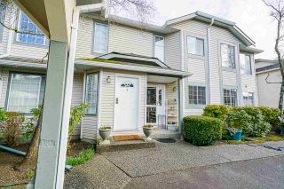 Photo 6: 7 5760 174 Street in Surrey: Cloverdale BC Townhouse for sale in "Stetson Village" (Cloverdale)  : MLS®# R2559810