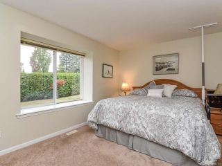 Photo 7: 110 2077 St Andrews Way in COURTENAY: CV Courtenay East Row/Townhouse for sale (Comox Valley)  : MLS®# 825107