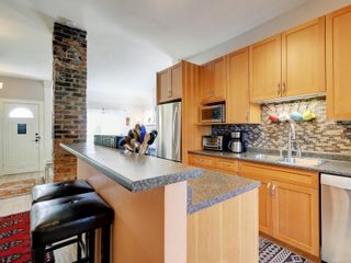 Photo 8: 115 Hampton Rd in Saanich: SW Tillicum House for sale (Saanich West)  : MLS®# 957150