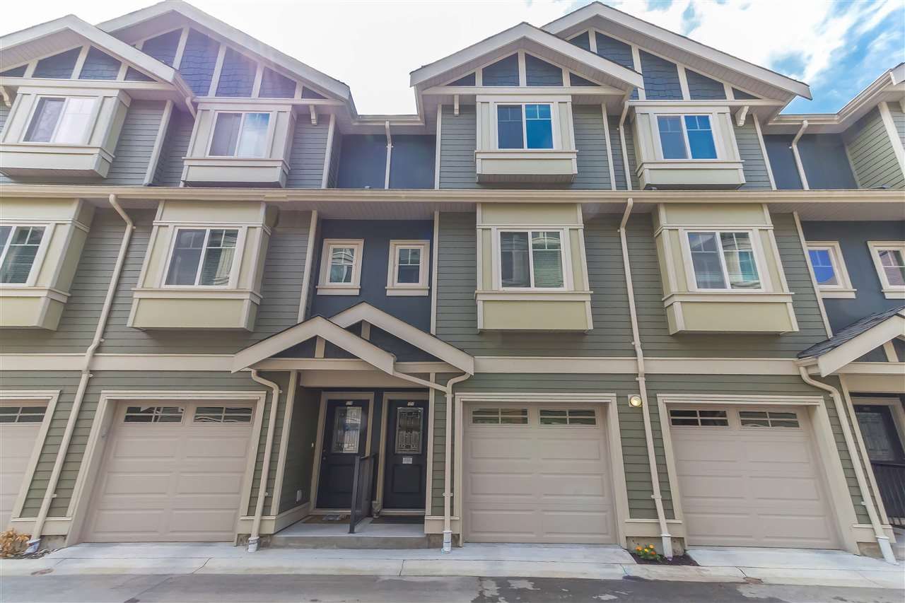 Main Photo: 121 3382 VIEWMOUNT DRIVE in : Port Moody Centre Townhouse for sale : MLS®# R2268824