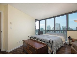 Photo 10: 1905 501 PACIFIC Street in Vancouver: Downtown VW Condo for sale in "The 501" (Vancouver West)  : MLS®# V1071377
