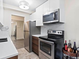 Photo 9: 207 150 E 15TH Street in North Vancouver: Central Lonsdale Condo for sale in "Lions Gate Plaza" : MLS®# R2691801