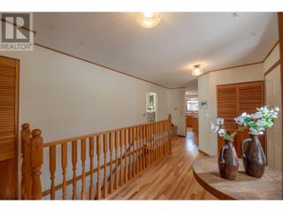Photo 3: 8015 VICTORIA Road in Summerland: House for sale : MLS®# 10308038