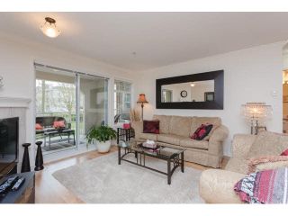 Photo 5: 102 20894 57TH Avenue in Langley: Langley City Condo for sale in "Bayberry in The Meadows" : MLS®# F1432660