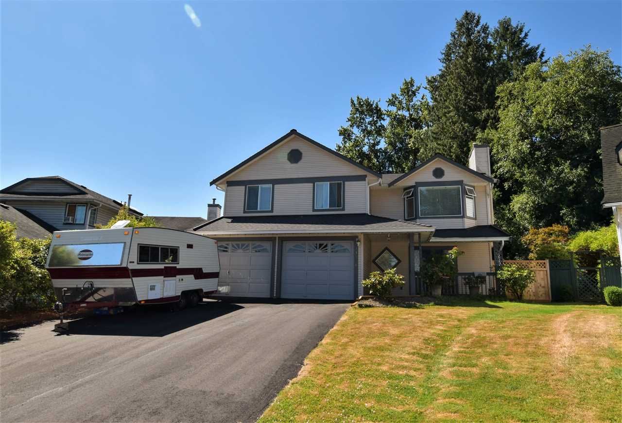 Main Photo: 21556 93B Avenue in Langley: Walnut Grove House for sale : MLS®# R2189570