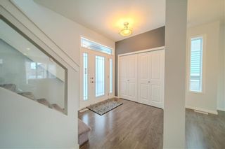 Photo 2: 188 Cartesian Gate in Winnipeg: House for sale : MLS®# 202408666